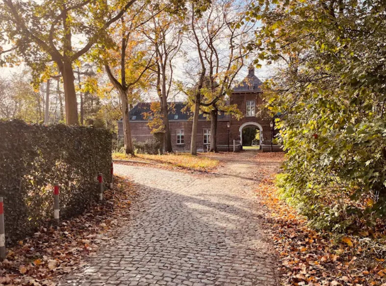 Kasteel Arendsnest, Belgium